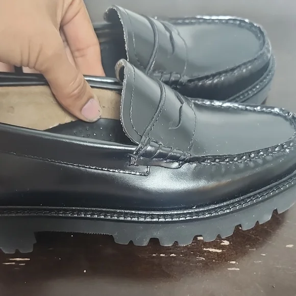G.H. Bass & Co. Women's Shiny Black Weejuns Loafers